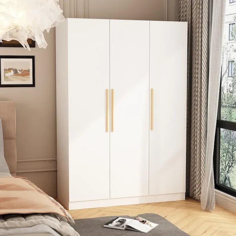 70. H x 47.2 W Armoire-penderie à trois portes en blanc Clo